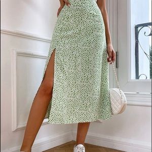 Green floral split thigh skirt